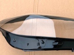 WOLLER L.169/373. Headlight glass lampshade left front for mercedes benz b w247 2018-2023