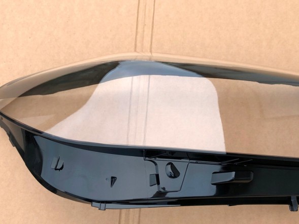 WOLLER L.169/373. Headlight glass lampshade left front for mercedes benz b w247 2018-2023
