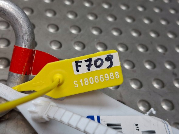 Chrysler OE  Air conditioning cable chrysler voyager dodge lancia 08- 04677596af