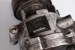 Suzuki OE 95200-68LA1 Air conditioning compressor suzuki swift mk7 1.2b 95200-68la1