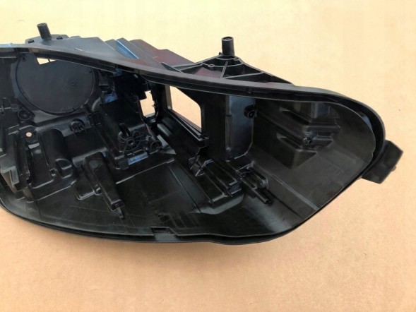 WOLLER C118 PRAWY Can cartridge headlight cover right front for mercedes cla w118 beforelift