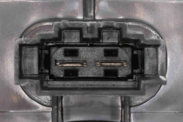 Vemo V10-03-0004 647 229_B fan nagrz.Vw amarok 10-