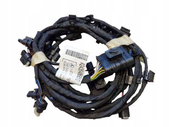Mercedes-Benz OE MERCEDES EQA EQB W243 WIĄZKA CZUJNIKÓW PARKOWANIA 6 PDC PRZÓD A2435406810 Mercedes eqa eqb w243 parking sensor beam 6 pdc front a2435406810