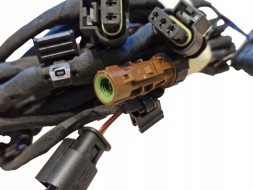 Mercedes-Benz OE MERCEDES EQA EQB W243 WIĄZKA CZUJNIKÓW PARKOWANIA 6 PDC PRZÓD A2435406810 Mercedes eqa eqb w243 parking sensor beam 6 pdc front a2435406810