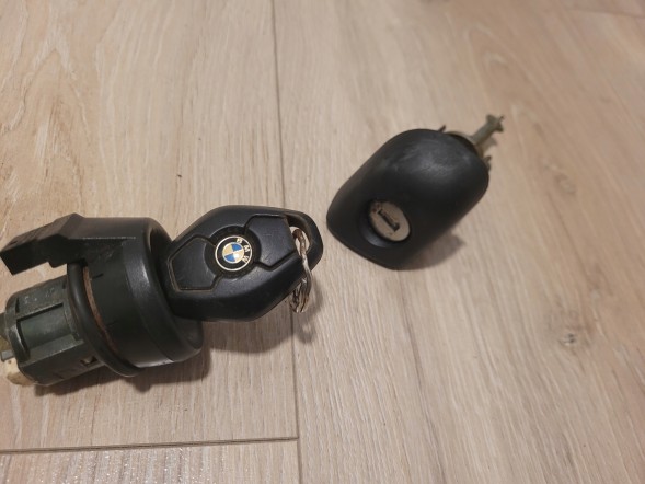 BMW OE BMW X5 E53 E83 E38 E39 E46 KLUCZYK STACYJKA WKŁADKA ZAMEK IMMOBILIZER 8253478 8379345 PĘTLA Bmw x5 e53 e83 e46 key ignition insert lock 8253478 8379345 loop