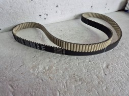 Jeep OE Pasek rozrządu 55271850 / 68302461AA Jeep Cherokee Alfa Romeo 2.2 CRD M-jet Timing belt 55271850 / 68302461aa jeep cherokee alfa romeo 2.2 crd m-jet
