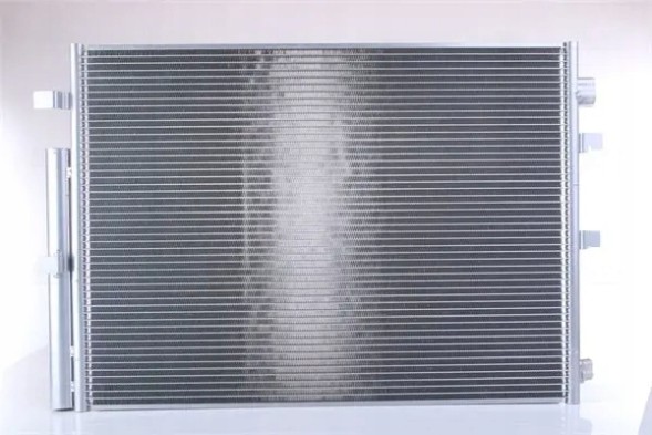 Nissens  Condenser air conditioning cooler with dehumidifier