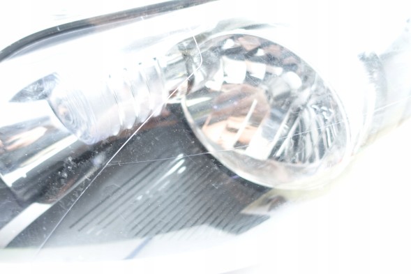 TYC  Tyc 20-11778-05-2 reflector