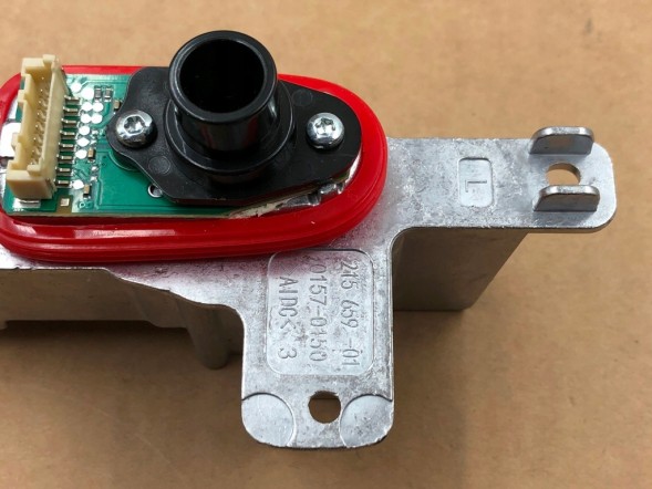 WOLLER 761.998.478.B H.169/554. Inverter module left front 761998478b for volkswagen vw touareg ii 2015-