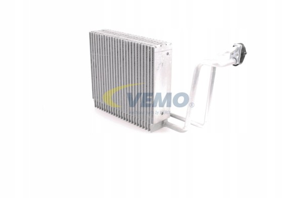 Vemo V30-65-0036 Evaporator, air conditioning mercedes viano, vito,
