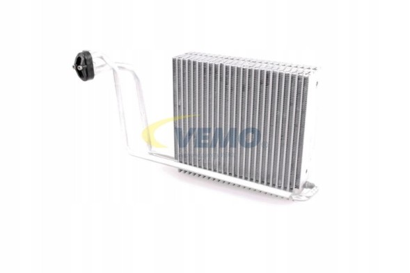 Vemo V30-65-0036 Evaporator, air conditioning mercedes viano, vito,