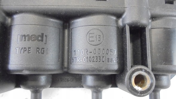 Renault OE 175230242R Renault clio iii 1.216v injection rail lpg 175230242r