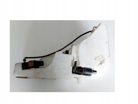 Audi OE 4G8955453F Audi oe washer fluid tank rs7