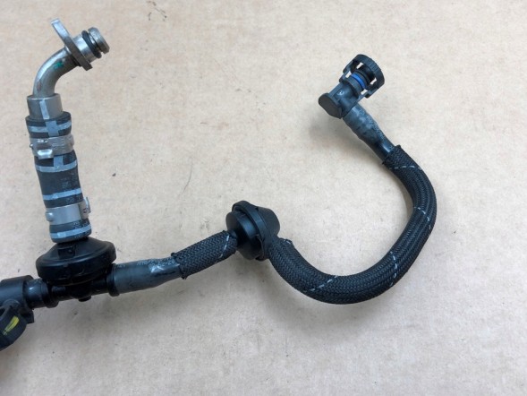 Volkswagen OE  Pipe cable 06m133240cj sensor 06h906052a audi a4 a5 a6 a7 q8 vw touareg