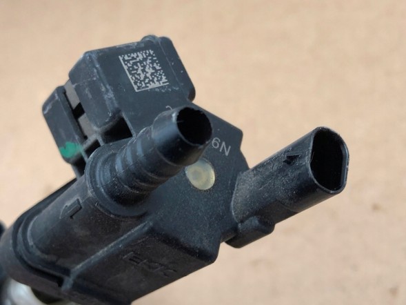 Volkswagen OE  Pipe cable 06m133240cj sensor 06h906052a audi a4 a5 a6 a7 q8 vw touareg