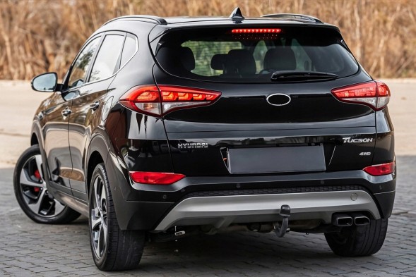 TYC  Hyundai tucson tl 15-18 body led rear lamp left 92401d7100