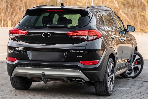 TYC  Hyundai tucson tl 15-18 body led rear lamp left 92401d7100