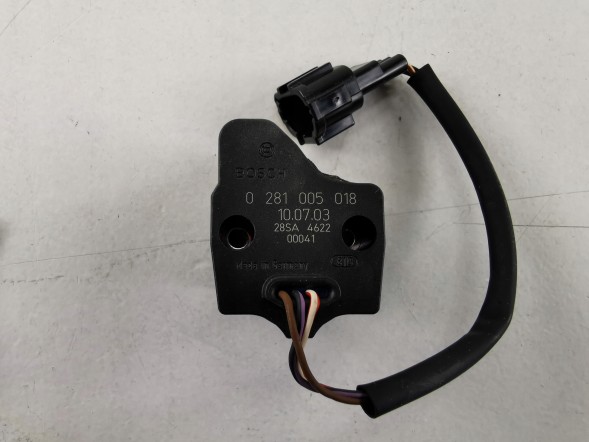 Bosch 281005018000 Anti-theft solenoid valve bosch nissan patrol td42
