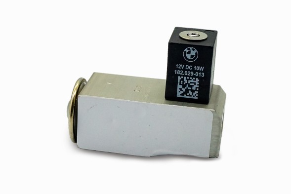 BMW OE 64119361709 Electric expansion valve bmw g11 g12 g30