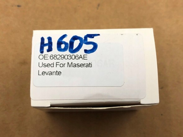 WOLLER H.169/605.CAM Camera reversing assistant cam 68290306ae for maserati levante 2016-... 6Pin