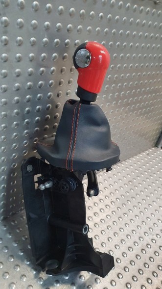 Ford OE 607169010 Lever shift knob bellows fiat 500 ford ka mk2 red piano 08-