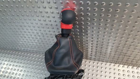 Ford OE 607169010 Lever shift knob bellows fiat 500 ford ka mk2 red piano 08-