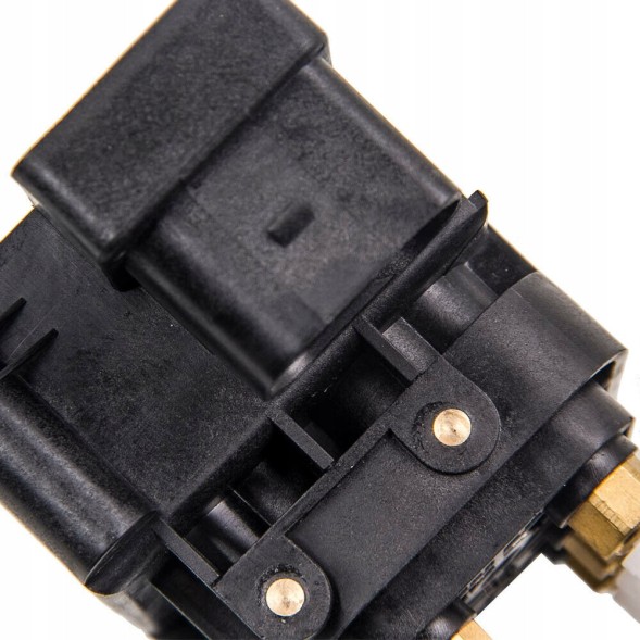 Automaniac A2123200658 Airmatic distributor a2123200358 for mercedes w218 x218 x164 x166 w166 w292