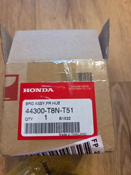 Honda OE  Hub front bearing hr-v, cr-v, odyssey new original