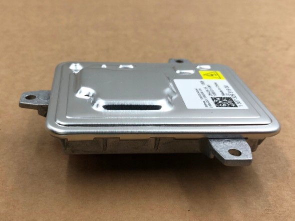 WOLLER 130732931900 D3S C.169/585. Inverter lamp module xenon 130732931900 d3s for cadillac xts