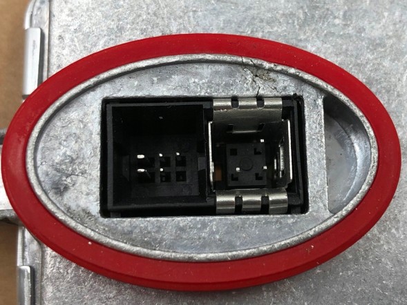 WOLLER 130732931900 D3S C.169/585. Inverter lamp module xenon 130732931900 d3s for cadillac xts