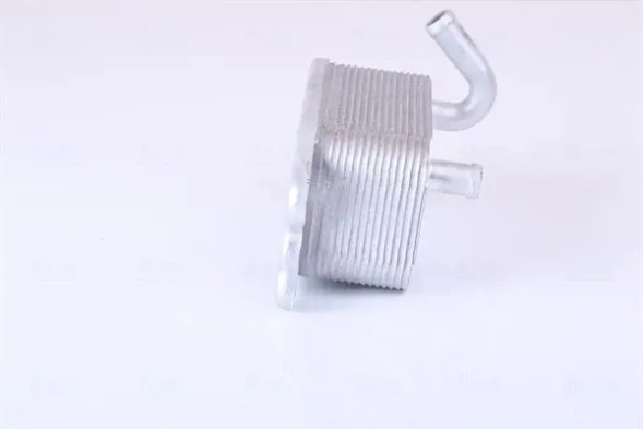 Nissens 90779 Engine oil cooler 90779 nissens volvo
