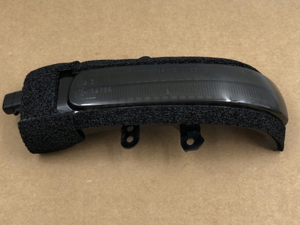 WOLLER  Flashers directions dyamic led for toyota rav4 vanguard previa estima voxy noah