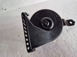 Jeep OE 53445168 Horn sound signal 53445168 / 68386895aa jeep grand cherokee iv 3.6l