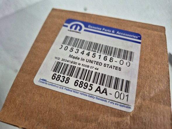 Jeep OE 53445168 Horn sound signal 53445168 / 68386895aa jeep grand cherokee iv 3.6l