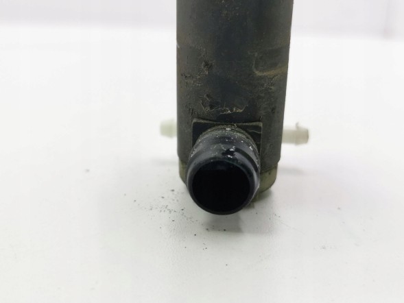 Hyundai OE 985102V100 Hyundai veloster 2012 windscreen / front windscreen washer pump