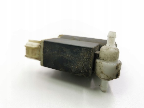 Hyundai OE 985102V100 Hyundai veloster 2012 windscreen / front windscreen washer pump