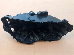 WOLLER L.266. Front right lamp can cover for volvo s90 v90 2016-20