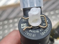 Fiat OE S26340344 Injector bosch 0445110418 fiat ducato iveco daily 2.3 mjet 2011-