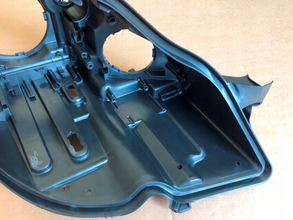 WOLLER PRAWA W219 PUSZKA Right front lamp box for mercedes cls w219 beforelift 2004-2008