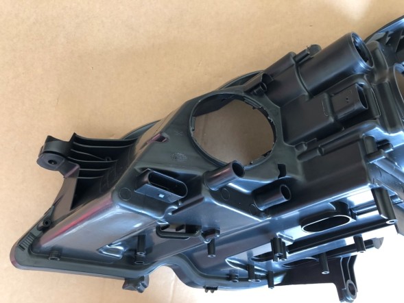 WOLLER PRAWA W219 PUSZKA Right front lamp box for mercedes cls w219 beforelift 2004-2008