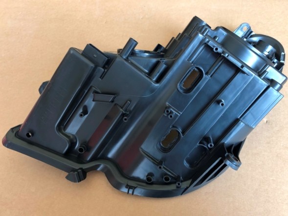 WOLLER PRAWA W219 PUSZKA Right front lamp box for mercedes cls w219 beforelift 2004-2008