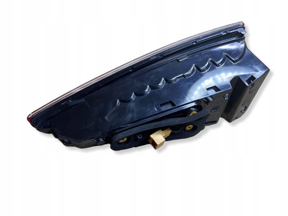 Skoda OE  Rear lamp in flap right side skoda enyaq iv 5lg945308j