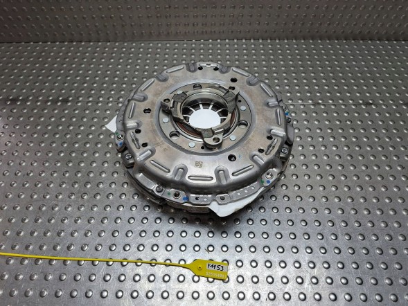 Alfa Romeo OE S25154981 Complete clutch alfa romeo giulietta 10- 1.4tb 55253082 68245664aa