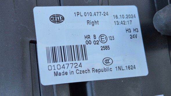 Volvo OE HALOGEN PRAWY VOLVO FH FM FM II HELLA ORYGINAŁ Halogen right fog lamp volvo fh fm fm ii oe 21297917 hella new!