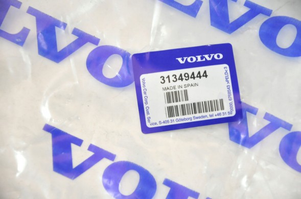 Volvo OE  Volvo s80 v70 xc70 washer fluid reservoir