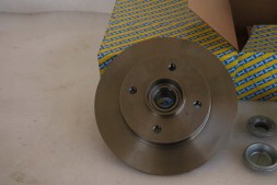 SNR KF159.63UA OEMT Snr kf159.63u brake disc