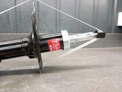 Mitsubishi OE  3350037 Shock absorber left front mitsubishi outlander iii new