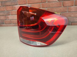 BMW OE 2990110 LAMPA PRAWY TYŁ PRAWA LCI LIFT W BŁOTNIK LED BMW X1 E84 OE 2990110 NOWA Lamp right rear right lci lift in fender led bmw x1 e84 oe 2990110 new