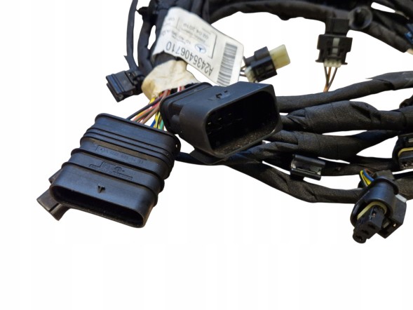 Mercedes-Benz OE MERCEDES EQB W243 WIĄZKA CZUJNIKÓW PARKOWANIA 6 PDC PRZÓD A2435406710 Mercedes eqb w243 parking sensor beam 6 pdc front a2435406710