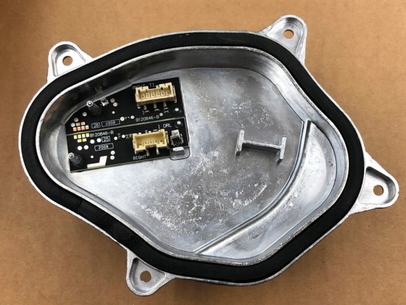 WOLLER  Full led converter headlight right front 2gm998479 for vw t-cross 19-24